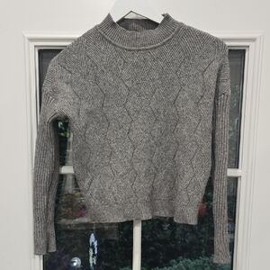 Raya Gray Ribbed Sweater